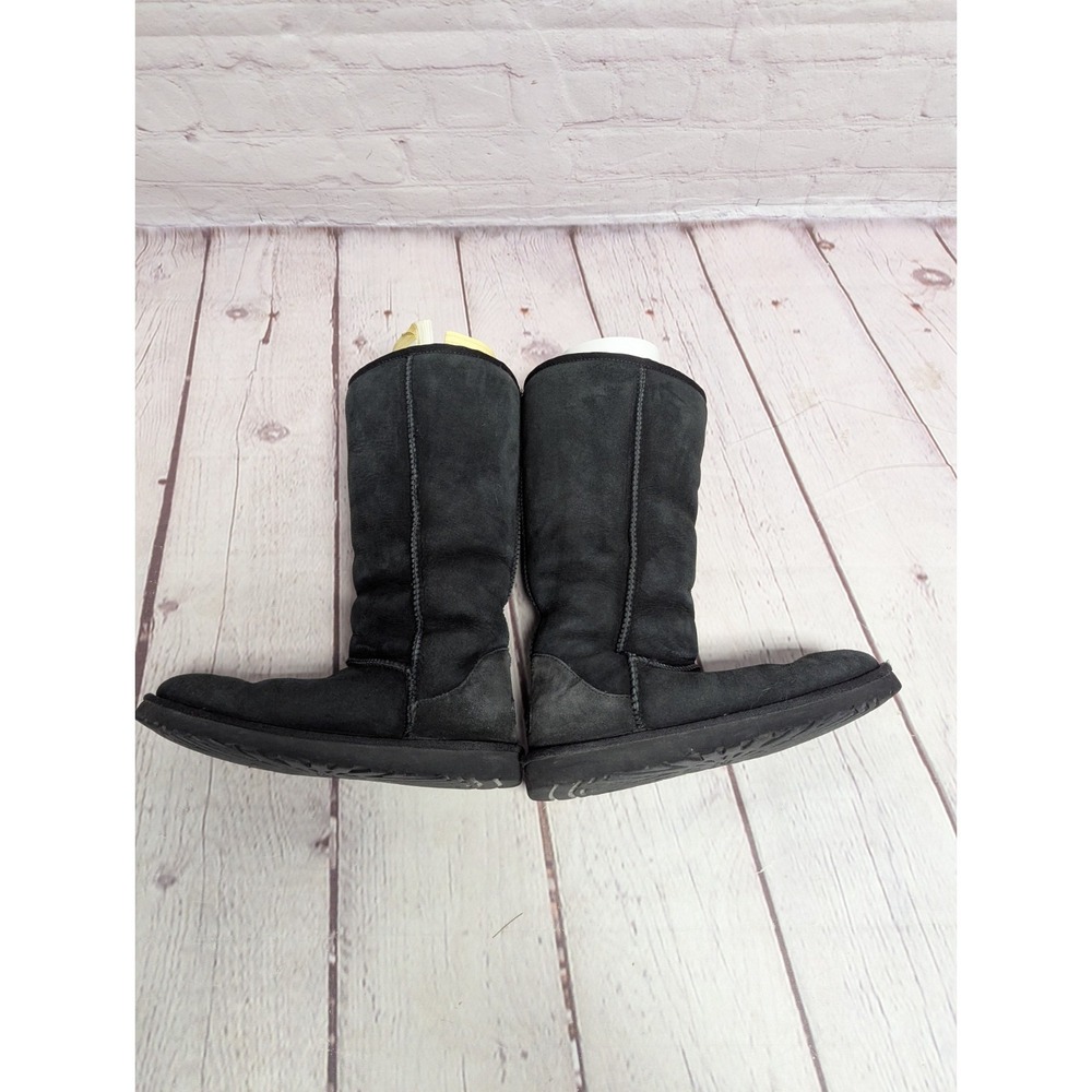 UGG Australia Women's 5815 Classic Black Suede Sheepskin Winter Boots Size 9 - Picture 6 of 9